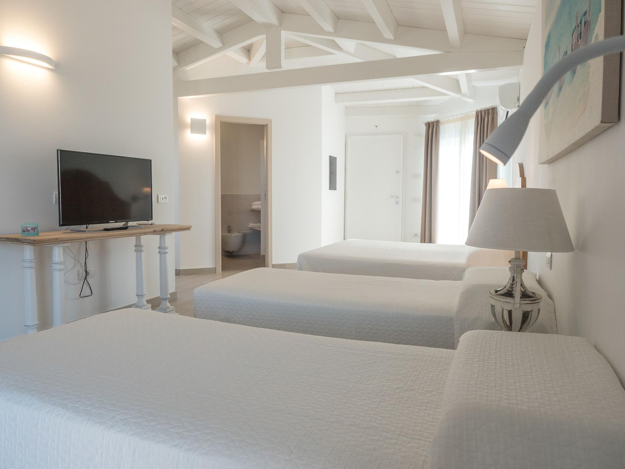 Park Hotel Asinara สตินติโน ภายนอก รูปภาพ